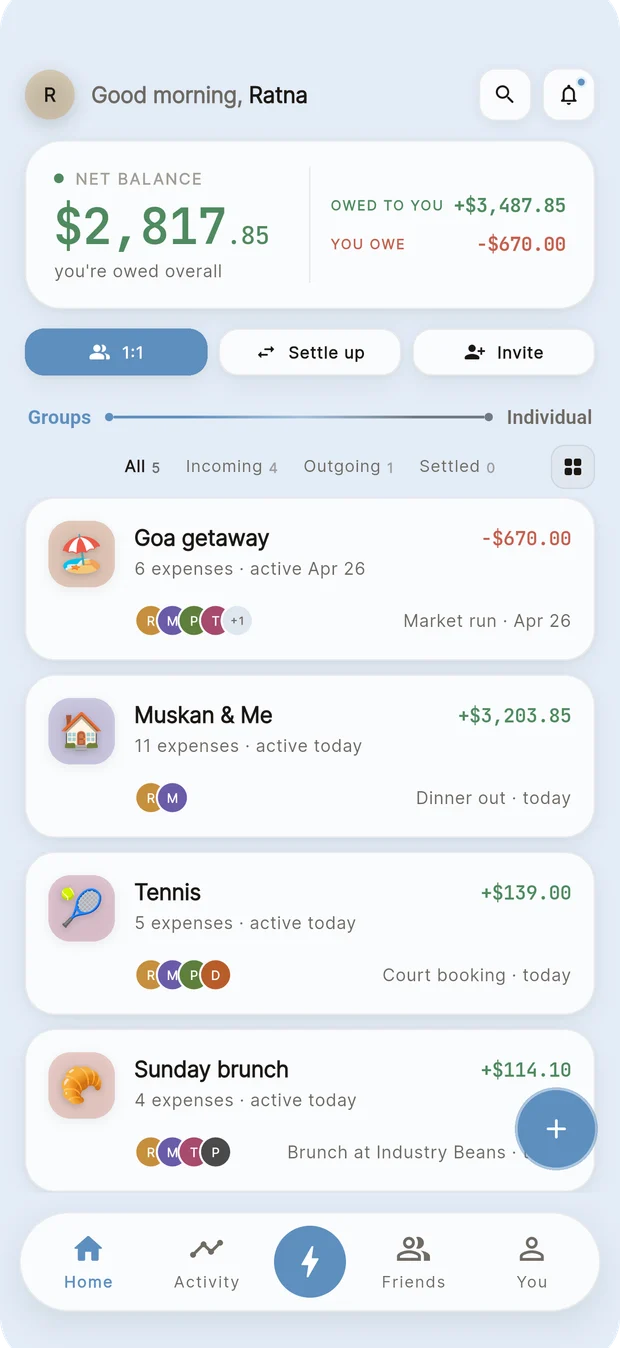 Plonq home screen in the blue theme